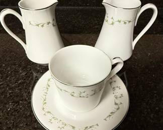 Sheffield Fine China Elegance Pattern 502 Tea Set