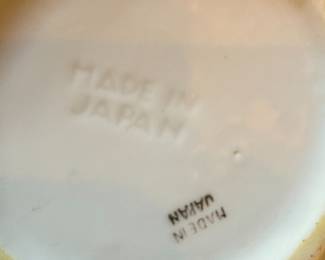 Vintage "Made in Japan" Ceramic Ashtray with Frog and Ladybug