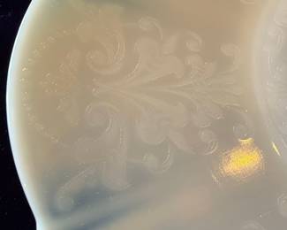 MacBeth-Evans American Sweetheart Opalescent Glass Plate