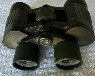 Alpen Optics MagnaView 8x42 Binoculars