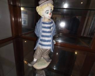 Lladro Porcelain Figurine  Shhh, Quiet Puppy third image