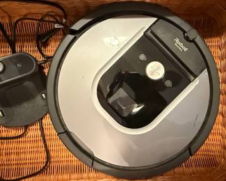 iRobot Roomba 960 Robot Vacuum