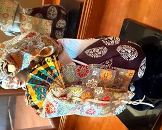 Kyogetsu Doll, Japanese Geisha with Fan