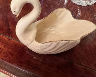 Lenox Ceramic Swan Dish with Gold Trim