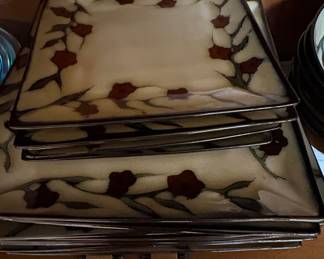 Mikasa "Desert Bloom" Square Dinner Plates and Bowls 