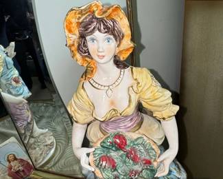 Pair of Vintage Capodimonte Porcelain Figurine Lamps third image