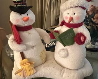 Hallmark Jingle Pals Mr Mrs Snowman with Broom and Book