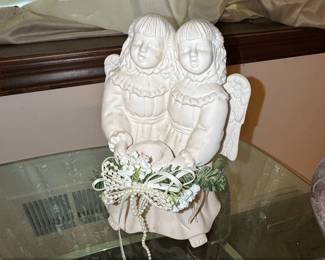Vintage Growth Singing Angels Candle Holder