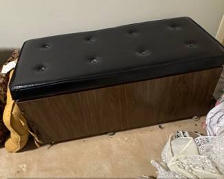 MidCentury Lane Cedar Hope Chest Bench with Tufted Top third image