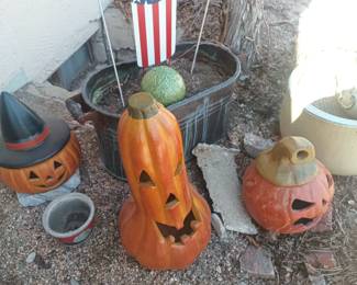 Outdoor halloween decor