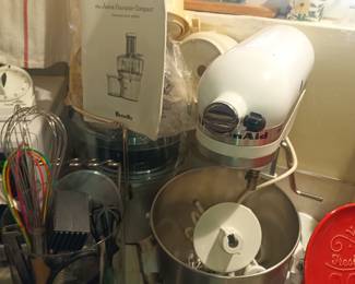 Kitchenaid and juicer