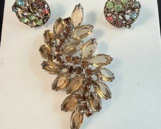 Topaz Brown Faceted Rhinestone Brooch  MultiColored Rhinestone Screwback Earrings