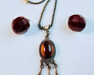 AmberColored Glass Cabochons  Faux Pearl Choker  Vintage Screwbacks