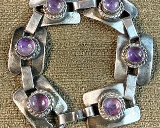 Mexican Silver  Amethyst Cabachon Link Bracelet 