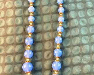 Vintage Periwinkle Blue Glass Beaded Necklace 