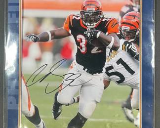 Cedric Benson Autograph Photo File 8 x 10 . Officially Licensed.