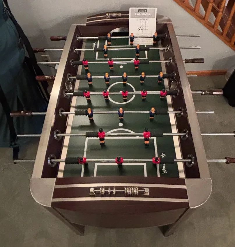  01 Sportcraft Foosball Table