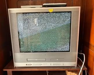 Toshiba TV with VHS and DVD Player