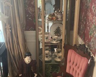 Curio cabinet 
