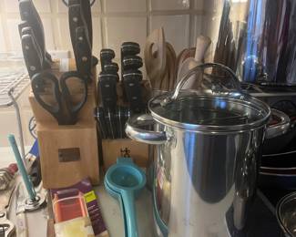 Knife sets and stock pots
