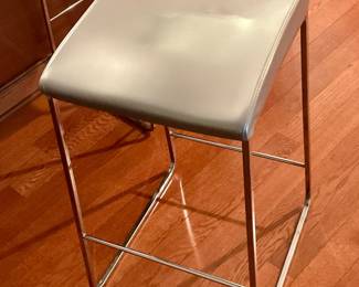 One of 3 bar stools, very comfortable