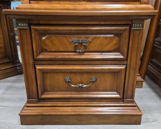 Stanley Furniture Bedside 2 Drawer Dresser