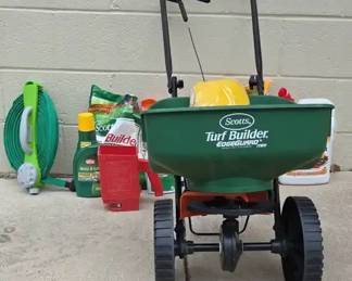 Scotts Turf Builder Mini Broadcast Spreader, Flexihose Plus And Stuff To Spread