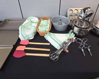 Vintage Sunbeam Mixmaster, Food Network Baking Sheets, Baskets And More