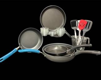 Frying Pans, Spatulas, Pinch Bowls Measuring Cup
