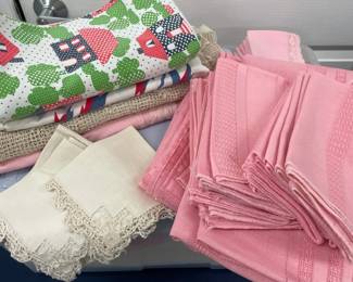 Card Table With Mystery Linen Lot