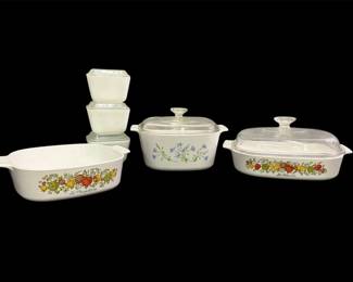 Vintage Pyrex Pieces