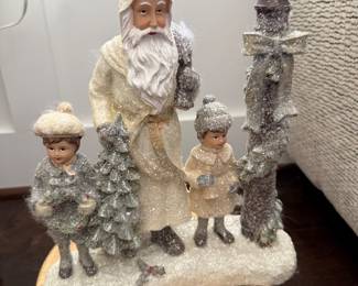 Winter Santa and Kids Statue