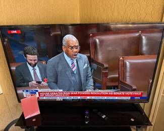 55 inch insignia smart TV