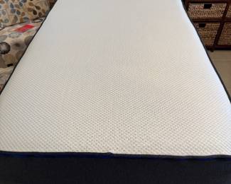 Simmons extra long, twin bed and foundation