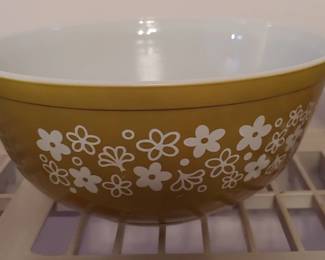 Pyrex mixing bowl Spring Blossom