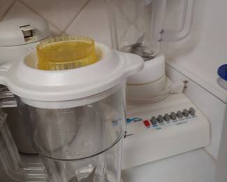 Wearing wave 7 speed blender