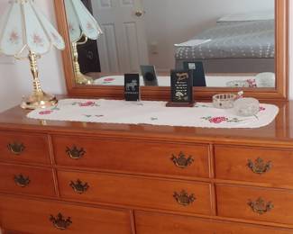 Maple double dresser with mirror and 10 drawers