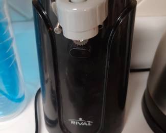 Rival electric can opener