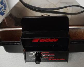 Toastmaster fast bake waffle maker