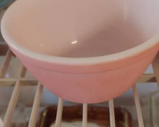 Pyrex pink mixing bowl