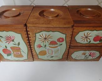 Mid-century 4-Piece woodpecker products wood canister set excellent condition