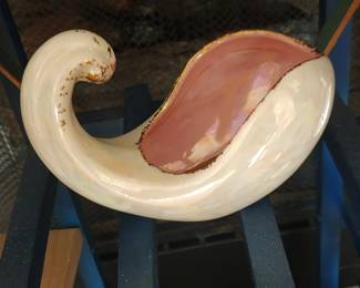 Ceramic seashell