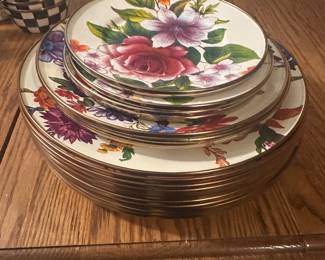 Huge Flower Garden collection, mostly white and black but a few green and blue pieces too