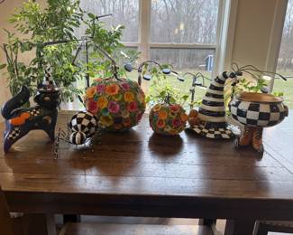 Many unique retired pieces! Feel free to ask for pricing or more photos!