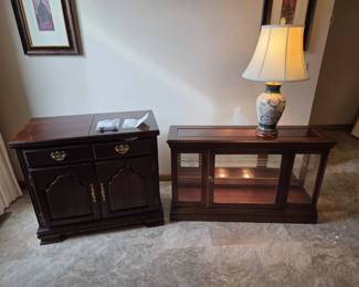 Solid Cherry Cabinets Decorative Table Lamp