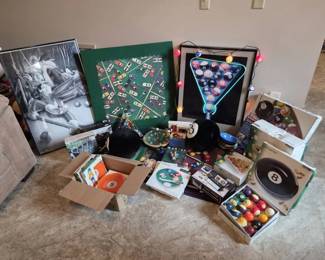 006 Billiards Decor and Accessories and Hanging Light