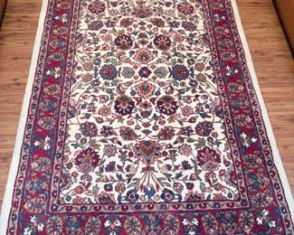 Hand tufted wool rug