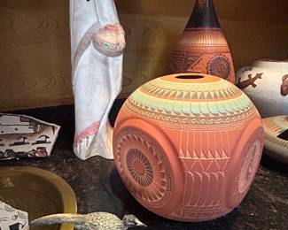 Navajo pottery, Native American statuettes, Dennison Billy, Austin Productions