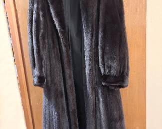 Rosendorf/Evans Mink Coat 