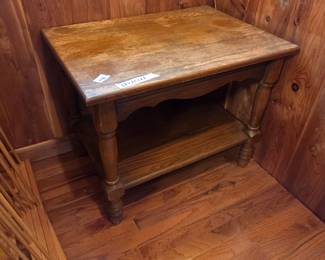 #48	Wood Table - (some finish issues) - 28x20x 22	 $30.00 
